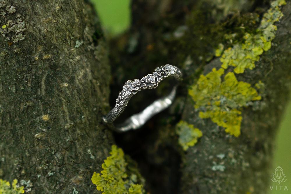 Lichen Ring 
