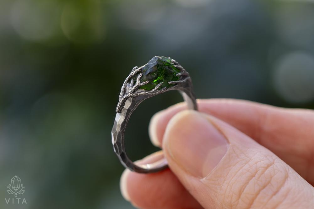 Raw Diopside Crystal Ring