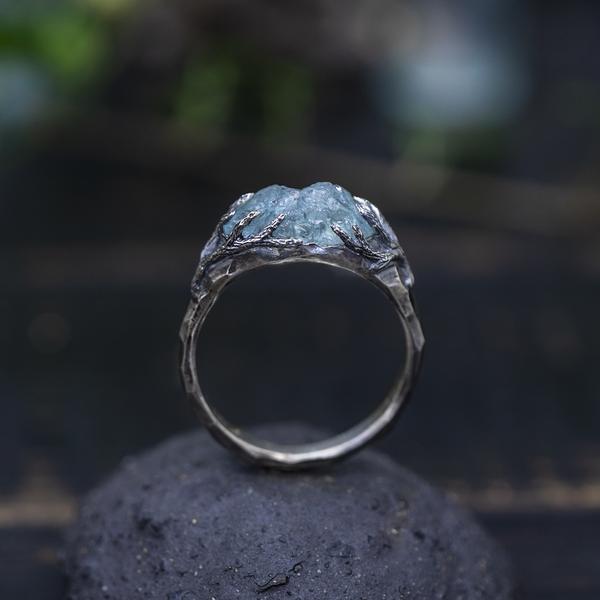 Raw Aquamarine Crystal Ring