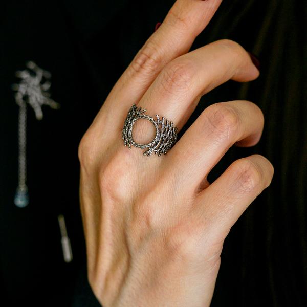 Oracle Ring – Gothic Ring with Branches