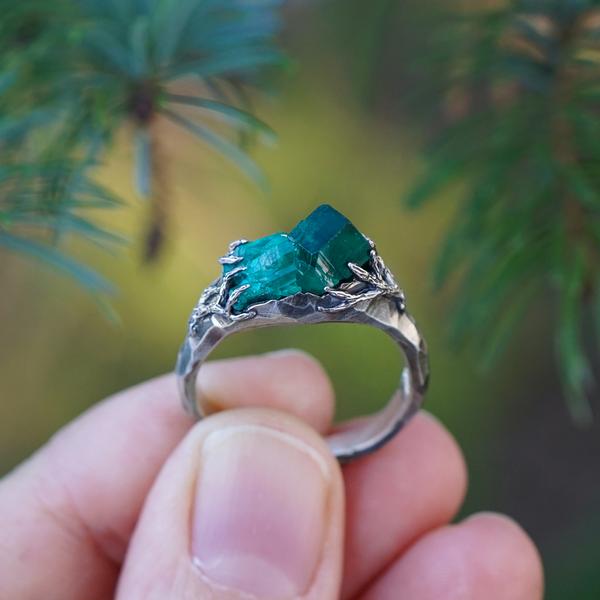 Raw Dioptase Crystal Ring